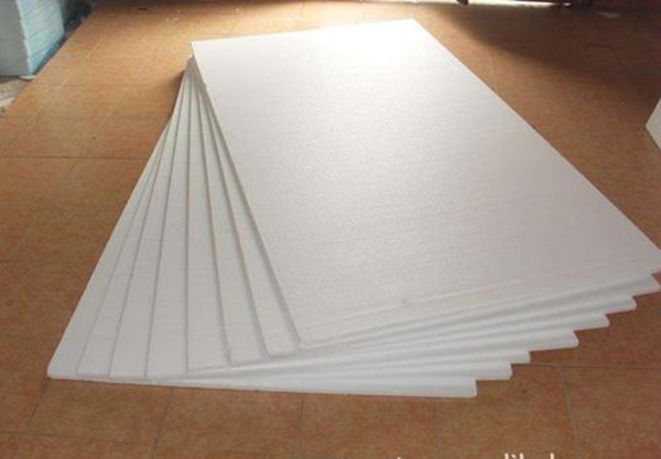 聚苯乙烯泡沫板的優(yōu)點(diǎn)